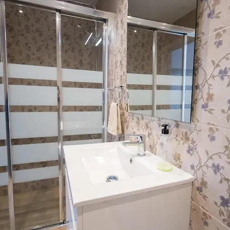 Lägenhet Cubo's Apartamento Avalon